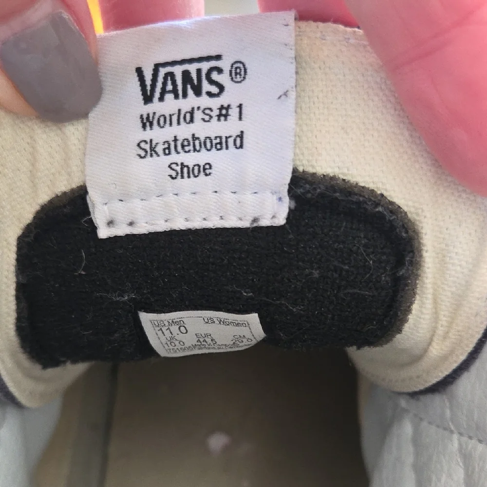 Vans High-Top Sneakers in Gray and White - Picture 2 of 3